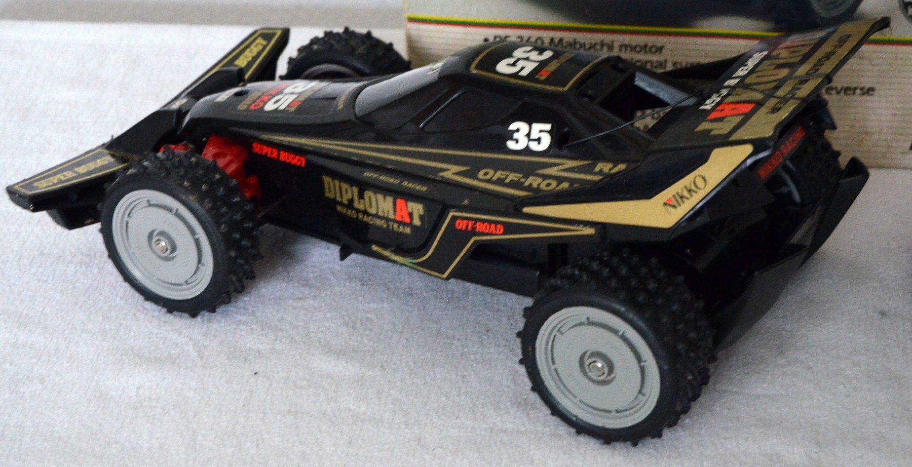 Nikko RC Kits de montage: Nikko Diplomat 1/14 RC Auto / voiture télécommandé – D'occasion à Collonges par arashee 4