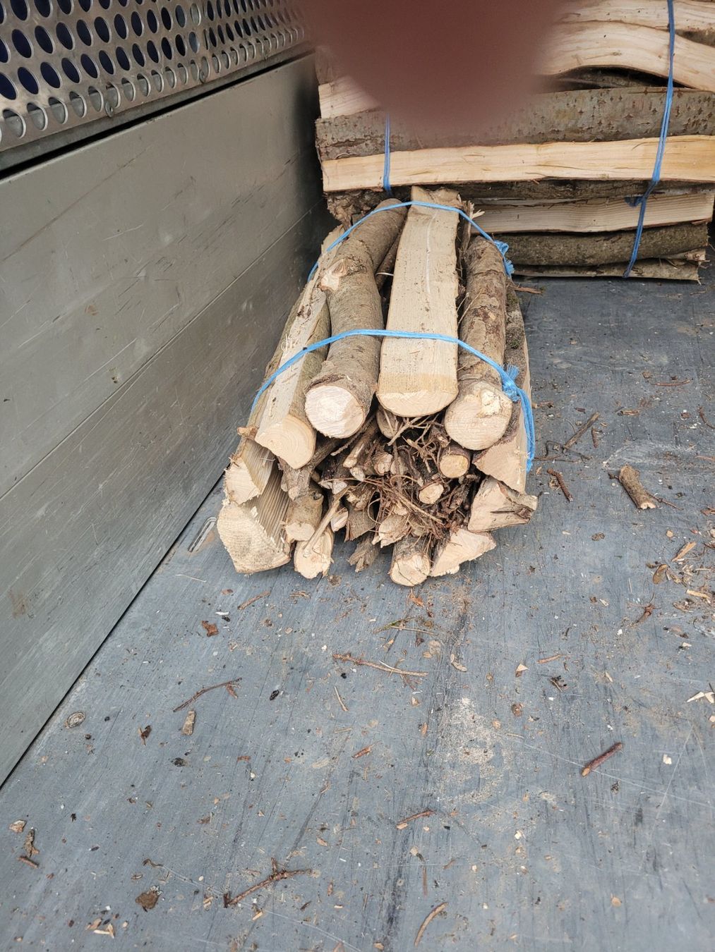 Articoli in legno: Büscheli – Nuovo (secondo la descrizione) da Bronschhofen venduto da inf_xn6x 1