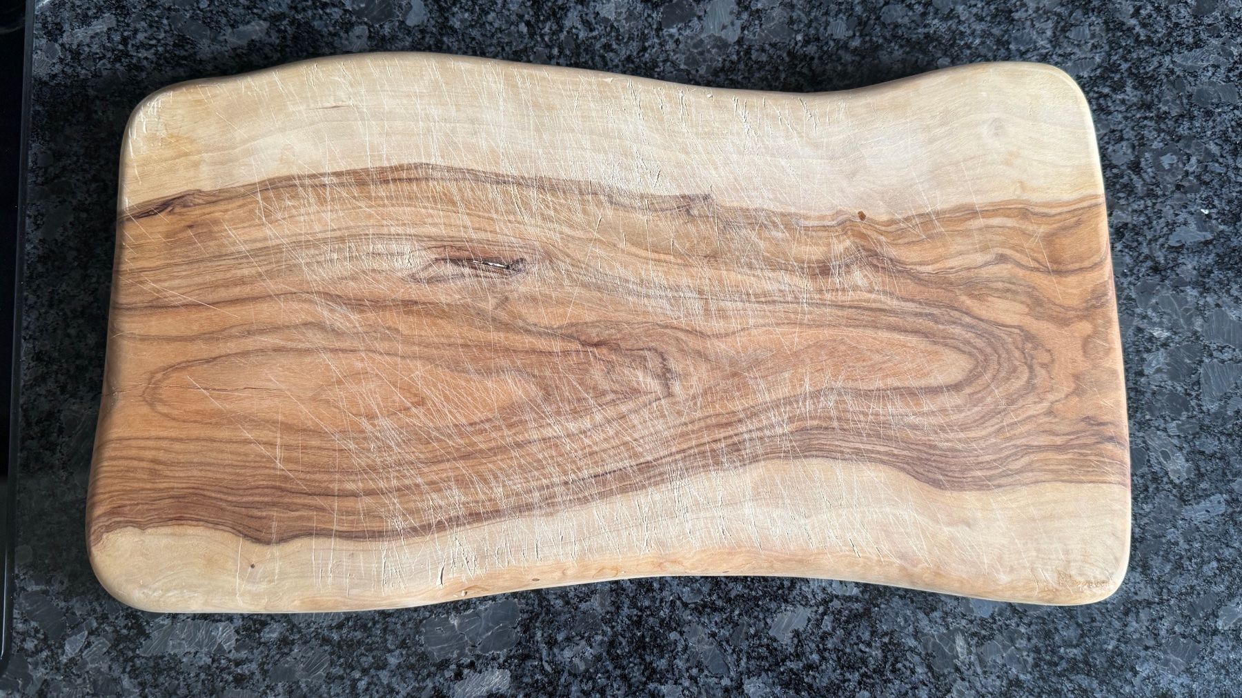 Elettrodomestici da cucina: Oliven Holzschneidebrett – Usato da Samedan venduto da Gischpel25
