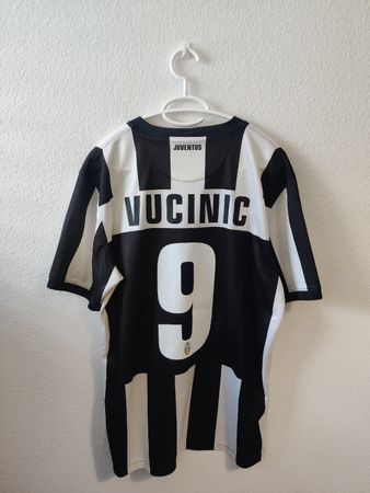 Juventus (Vucinic #9) 2013/14 (L)