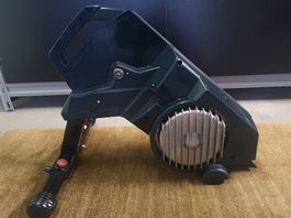 Elite Smart Fluid Indoor Rollentrainer 