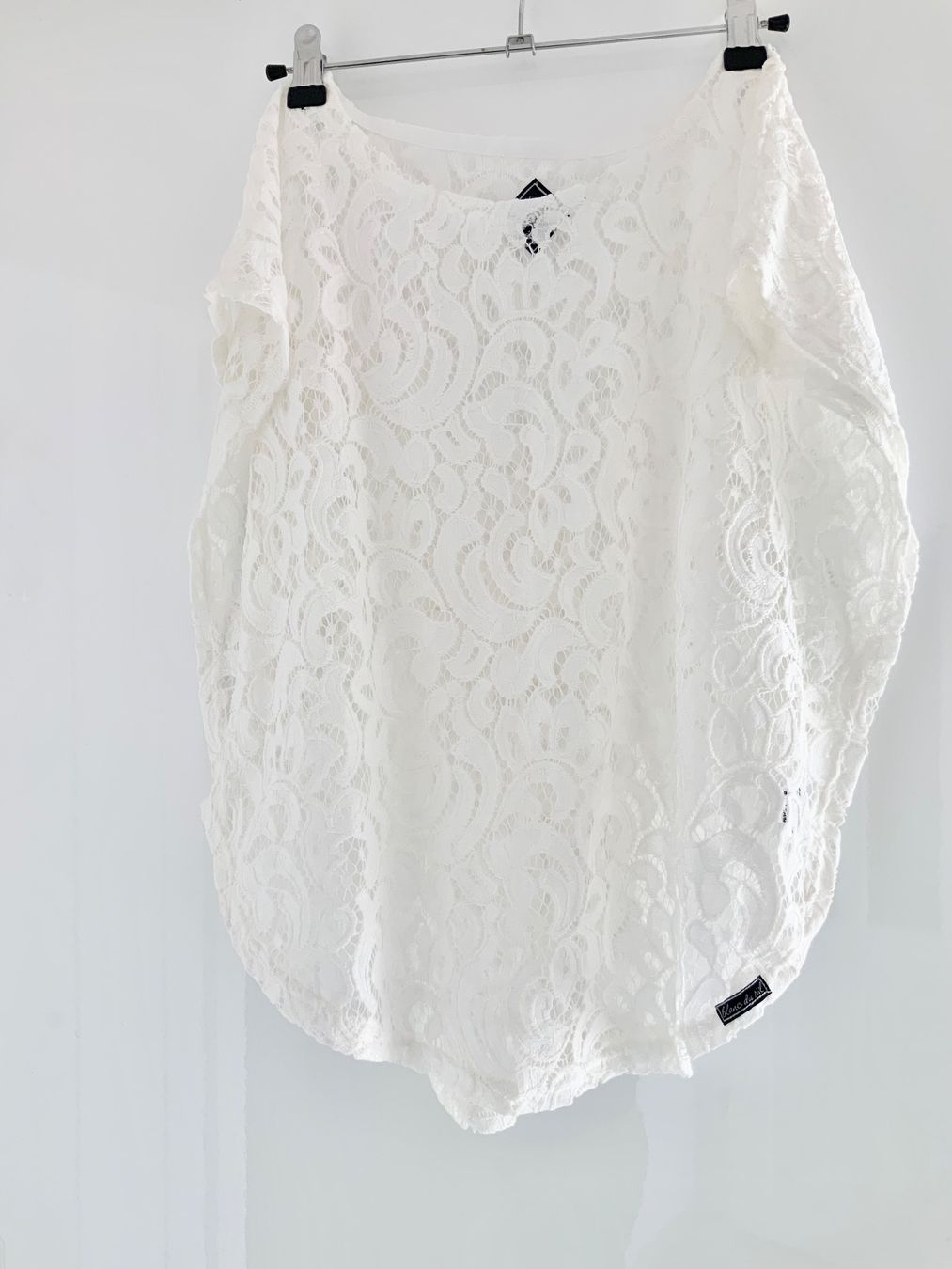 T-shirt: elegantes Spitzenshirt Gr. S / 100% Baumwolle – Usato da Grünen venduto da Coia