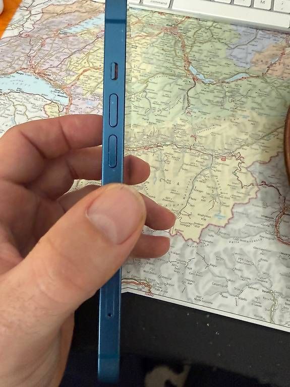 Telefoni cellulari / Smartphones: Iphone 13, 128gb – Usato da Bütschwil venduto da car_t89g 2