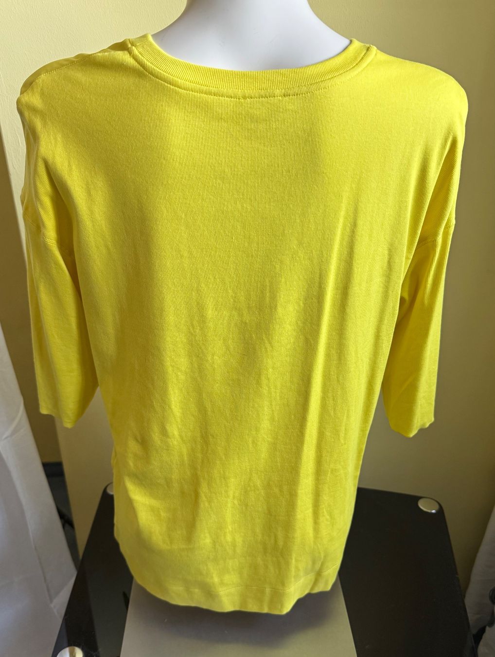 Marc Cain Camicette: Damenshirt von MarcCain Gr. 3/38 – Usato da Pfäffikon ZH venduto da Margot1 1
