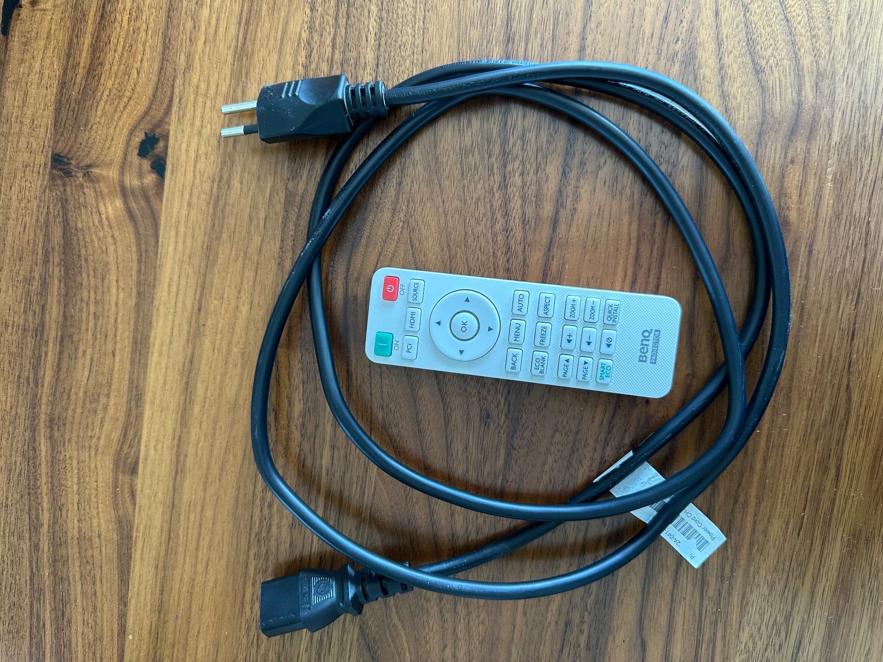 BenQ Videoprojektoren: BenQ MW550 WXGA Beamer - Projektor – Gebraucht aus Muri AG von Mn 5
