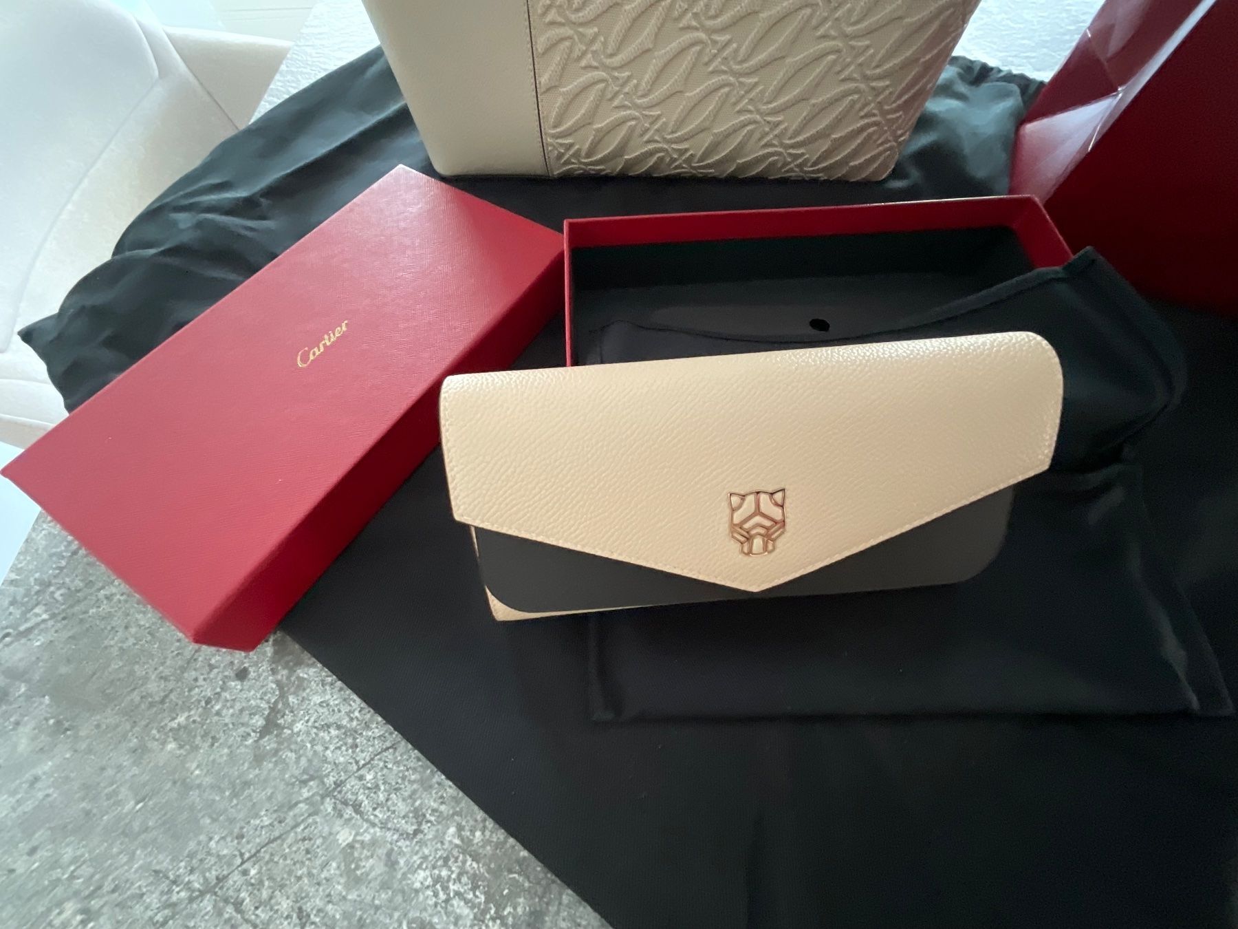 Taschen für Damen: Cartier sac cabas et portefeuille – Neu (gemäss Beschreibung) aus Vallorbe von milail38 2