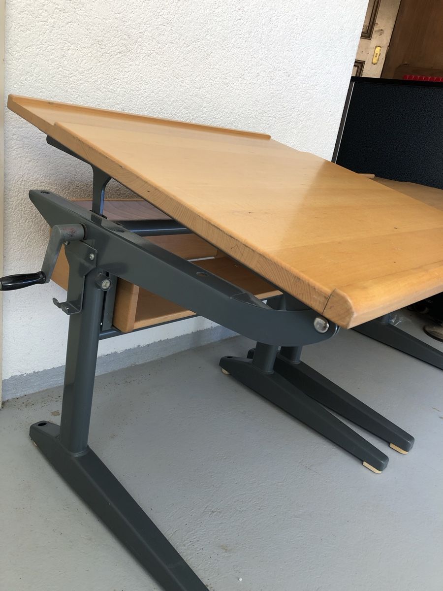 Bureaux: Zwei Kinder- Schreibtische – D'occasion à Läufelfingen par bubidu 1