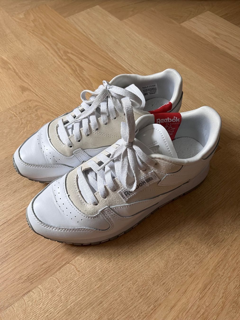 Reebok Scarpe da donna: Reebok Sneaker in weiss – Usato da Bern venduto da sukh0i 5
