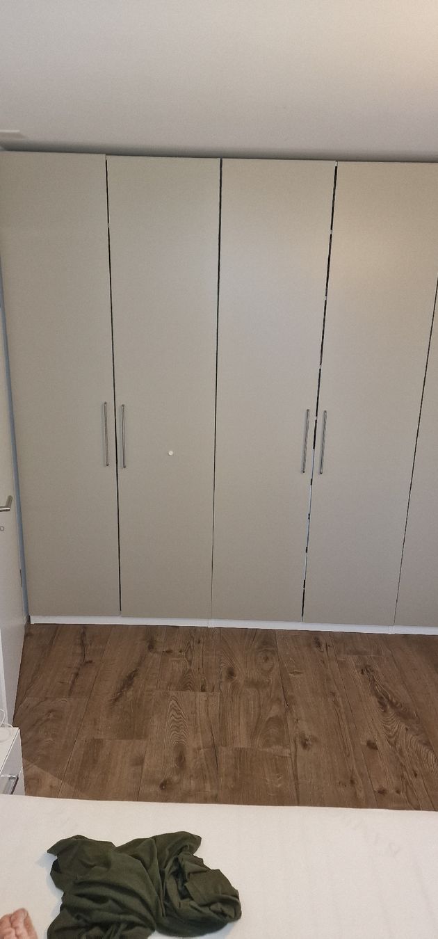 Ikea Armadi: Ikea Pax Kleiderschrank – Nuovo (secondo la descrizione) da Dübendorf venduto da Janv03 2