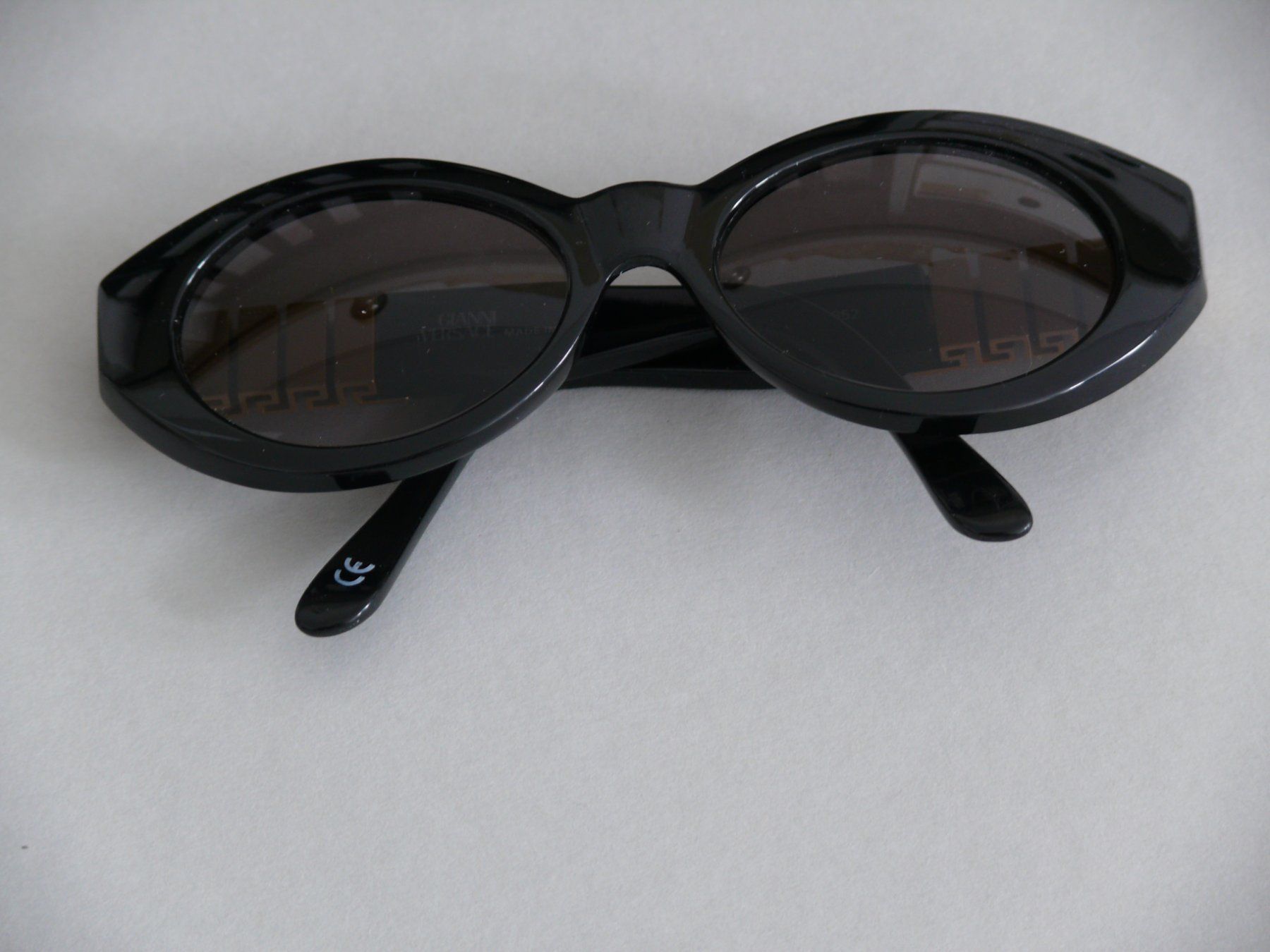Versace Brillen & Gläser: Gianni Versace Sonnenbrille – Gebraucht aus Scherzingen von packtesan 4