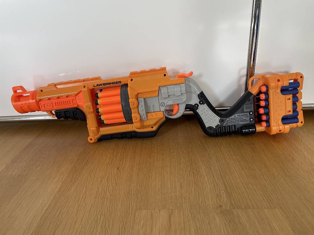Jouets: Nerf gun lawbringer  – D'occasion à Innerberg par shopp 2