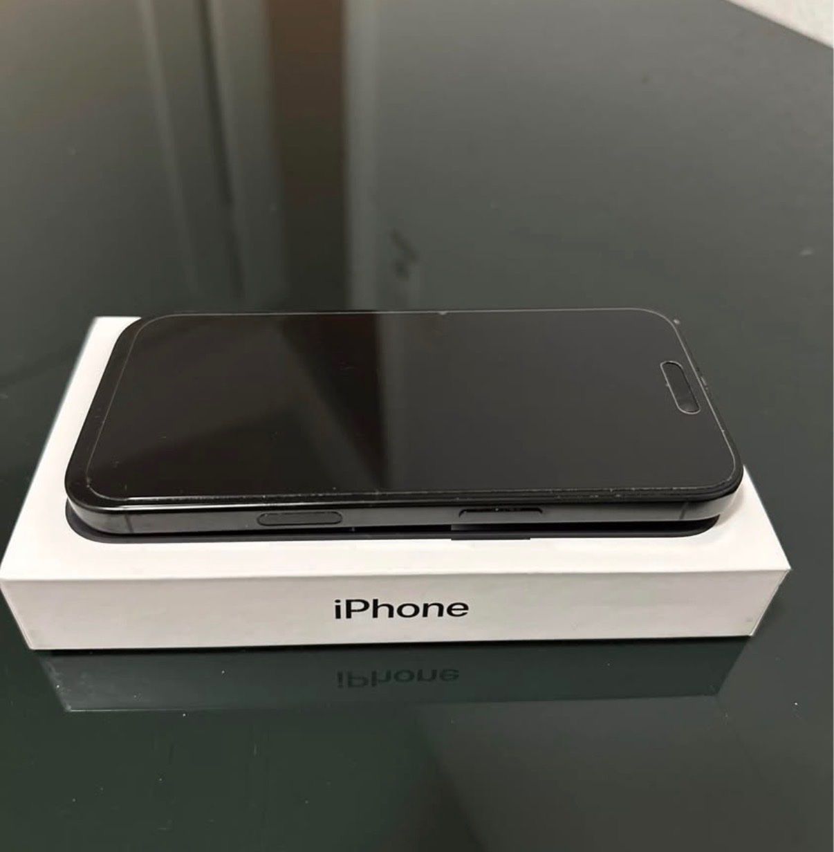 Apple Portables: Iphone 16 Pro 256 GB – D'occasion à Kloten par Ramona_cruezer 3