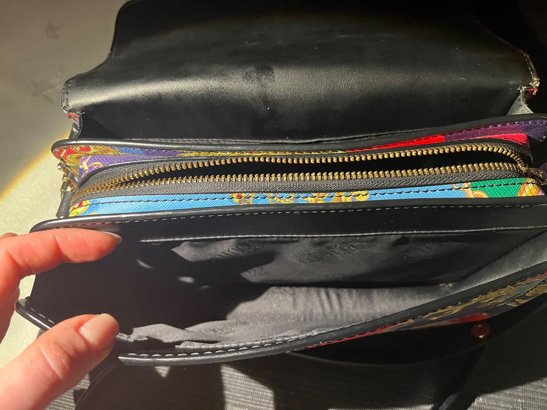 Versace Borse da donna: Versace Jeans Couture Crossover Tasche – Usato da Zürich venduto da becca0041 4