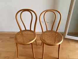 2er Set Holzstühle mit Geflecht (100)