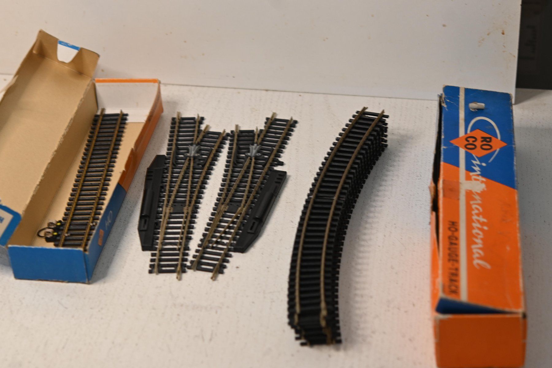 Roco Modellini di ferrovie: Roco Weichen und Gleise H0/DC – Usato da Laupen ZH venduto da Zmoewe 2