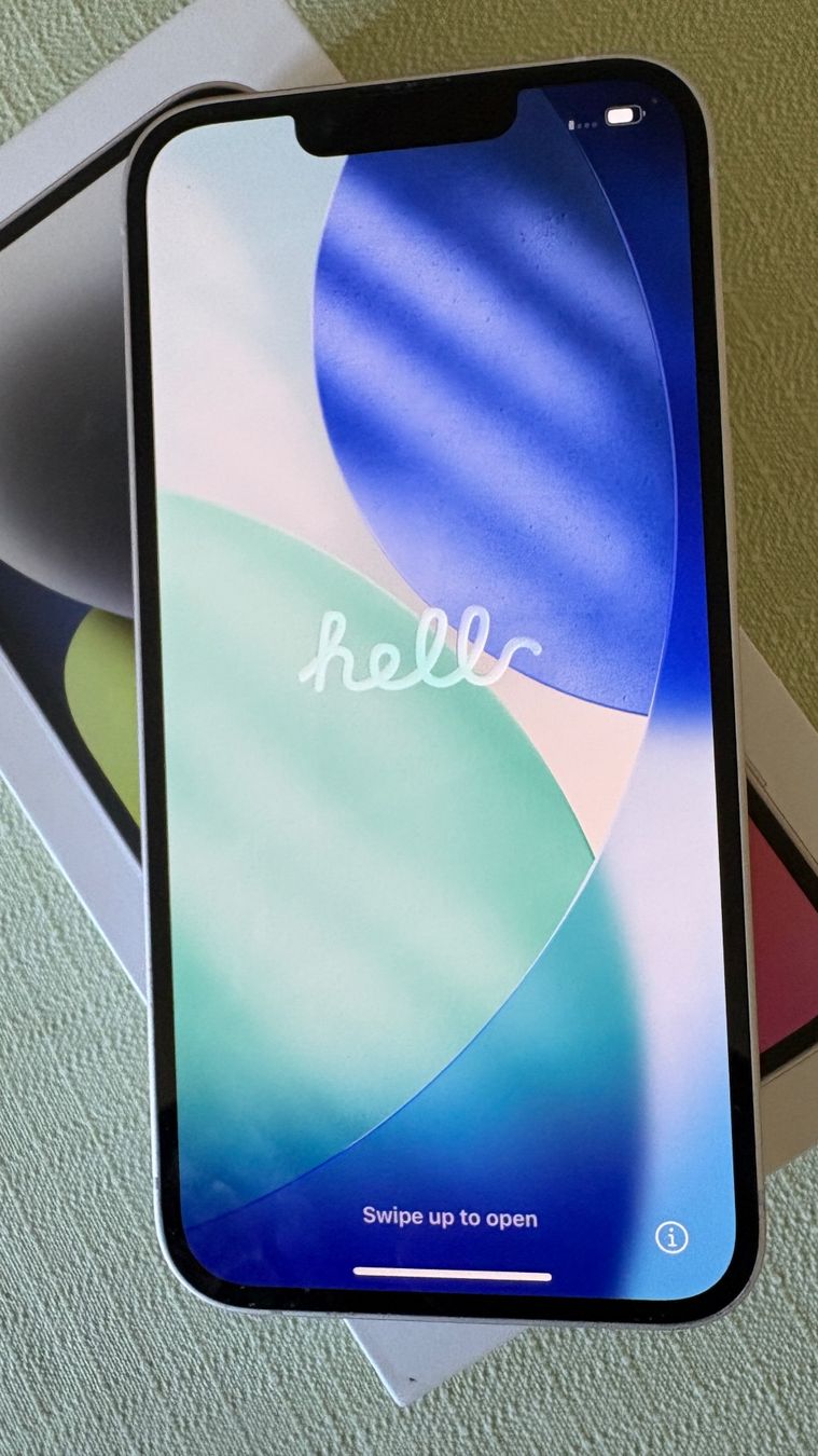 Apple Handys / Smartphones: iPhone 14 weiss/silber 128GB, Batterie 90% – Gebraucht aus Ermatingen von ruewa