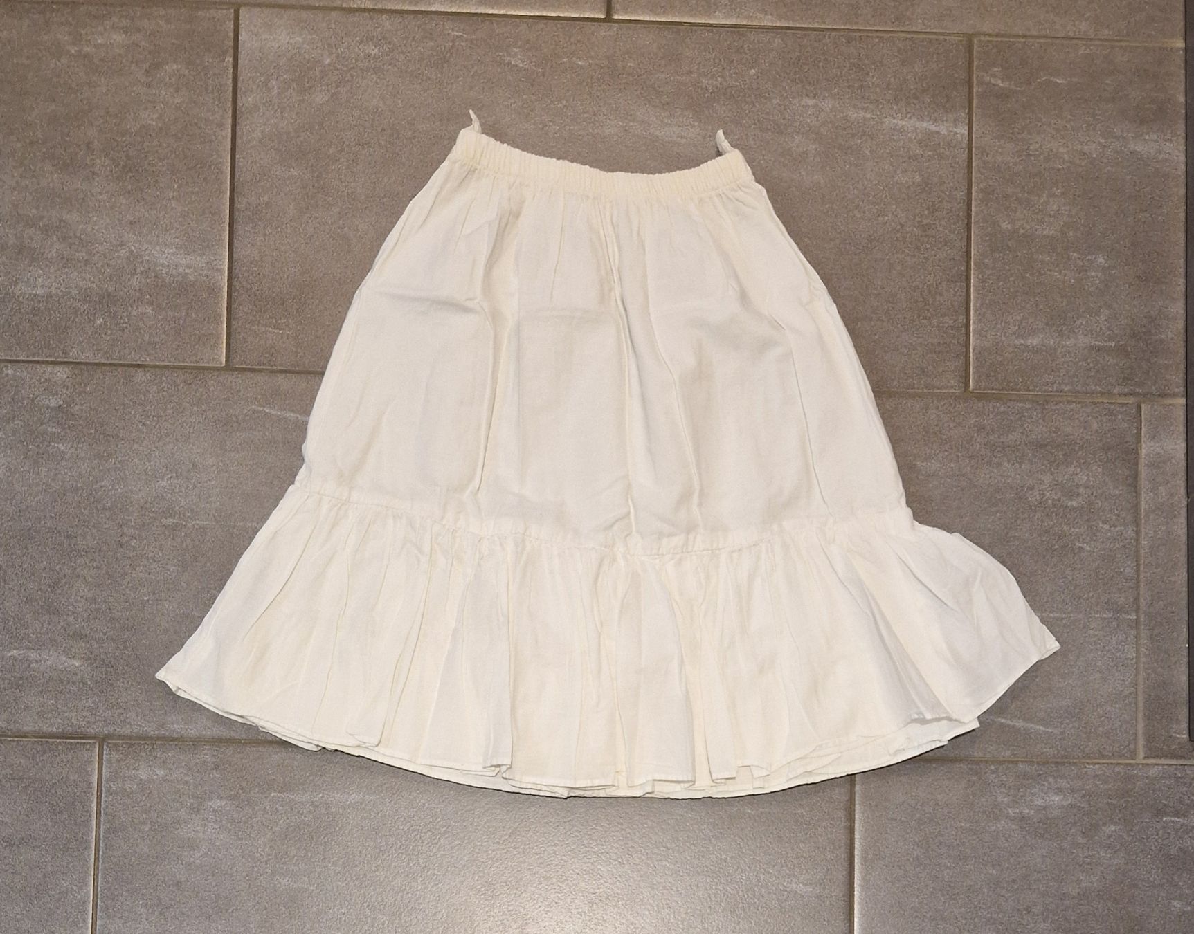 Lotti & Set di vestiti: Kleiderpaket 128- 140 – Usato da Ohmstal venduto da wil_xp75 3