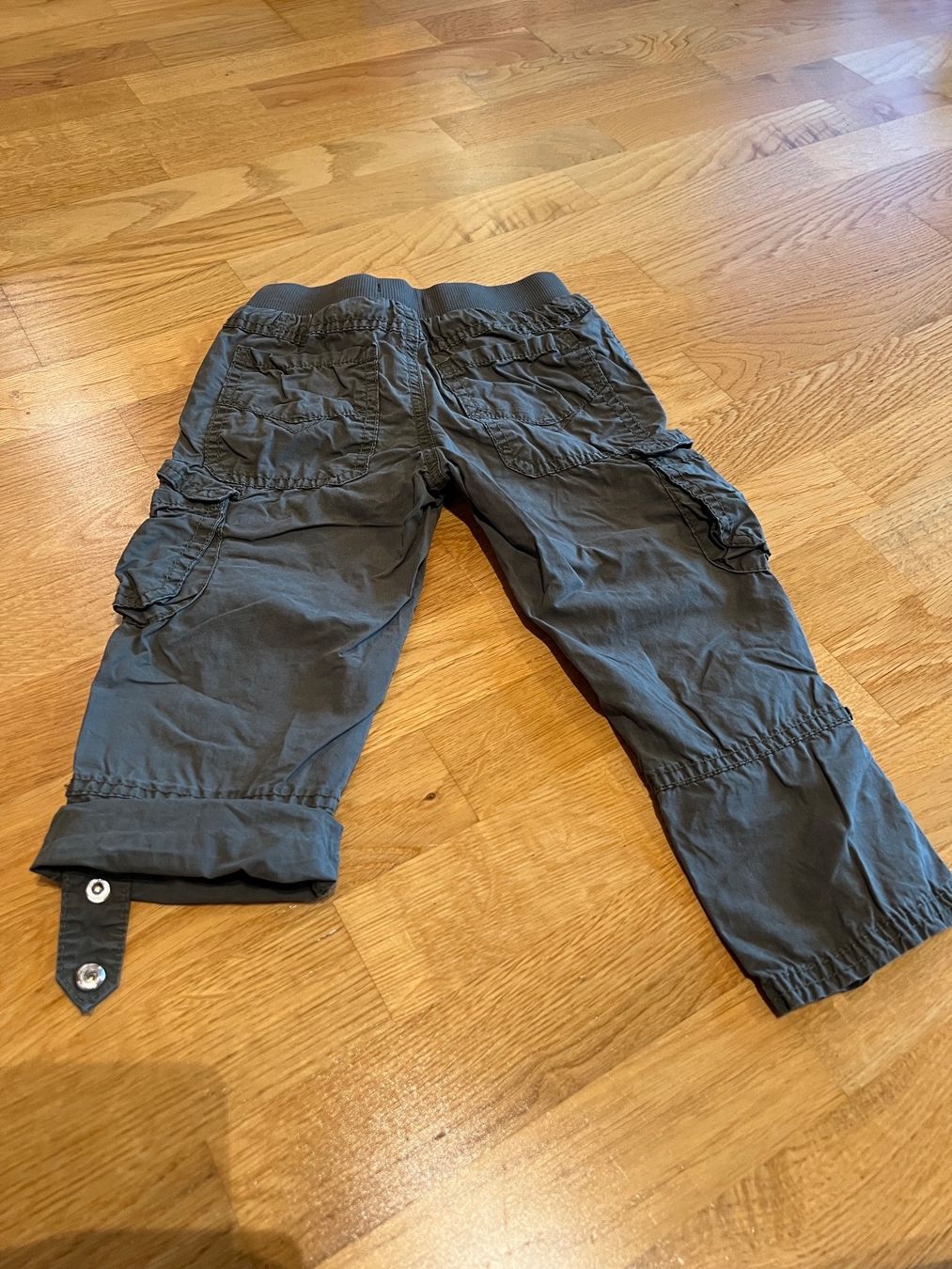 Pantalons: Hose Gr. 114, Vertbaudet – D'occasion à Wallisellen par Kaktus8304 2