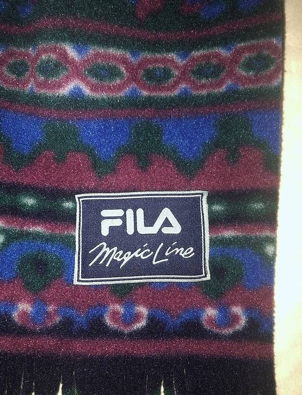 Foulard & Sciarpe: Fila Magic Line Schal – Usato da Wegenstetten venduto da secondhand.jpg 1