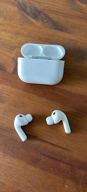 Kopfhörer: AirPods Pro 3 – Gebraucht aus Luzern von tey_rx5c 2