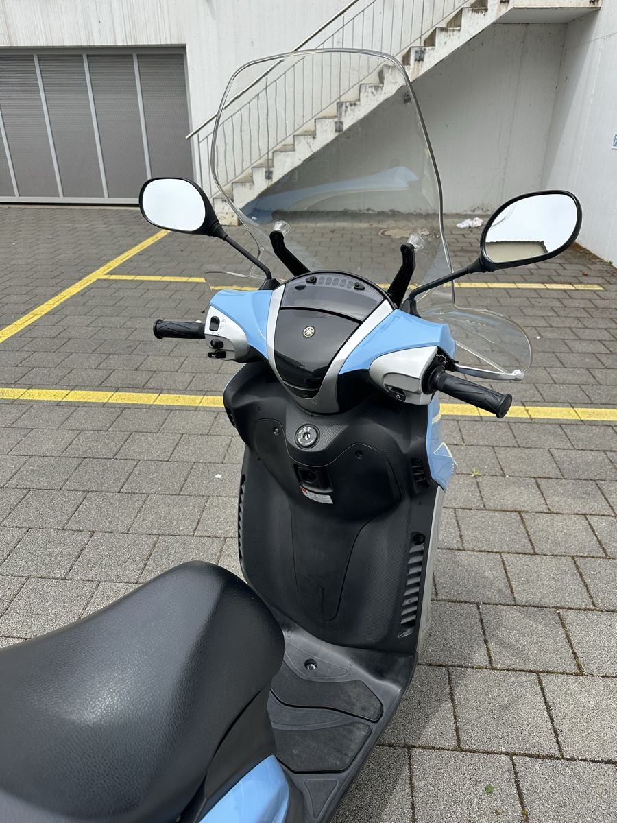 Yamaha Scooter: Yamaha Xenter 125 - ab MFK – Usato da bözberg venduto da amy_7wz8 2