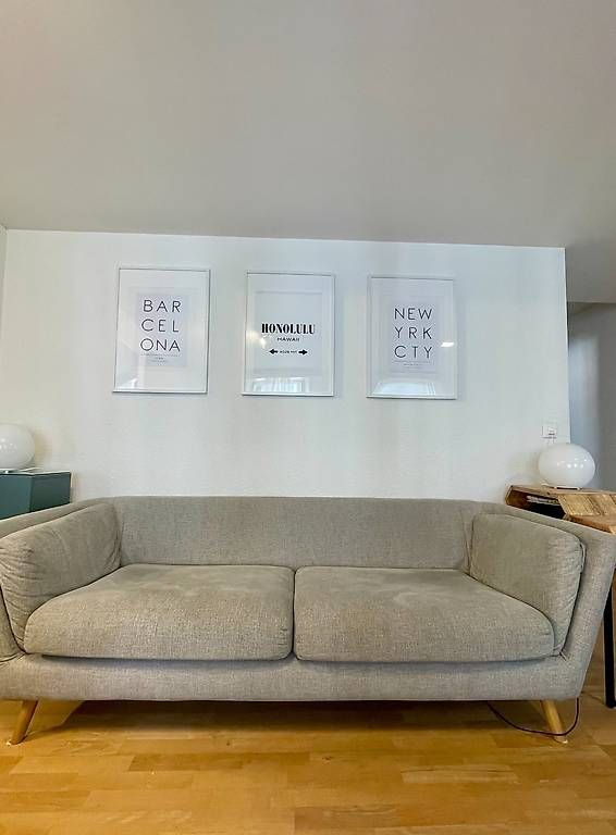 Sofas: Pfister Möbel 3-Sitzer Sofa 'Nova' in Hellgrau – D'occasion à Zürich par missaligalli 4