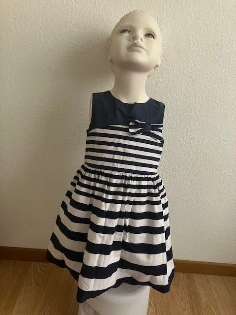 Kleider & Röcke: Robe 2 /3 ans – Gebraucht aus Gampelen von Mari60