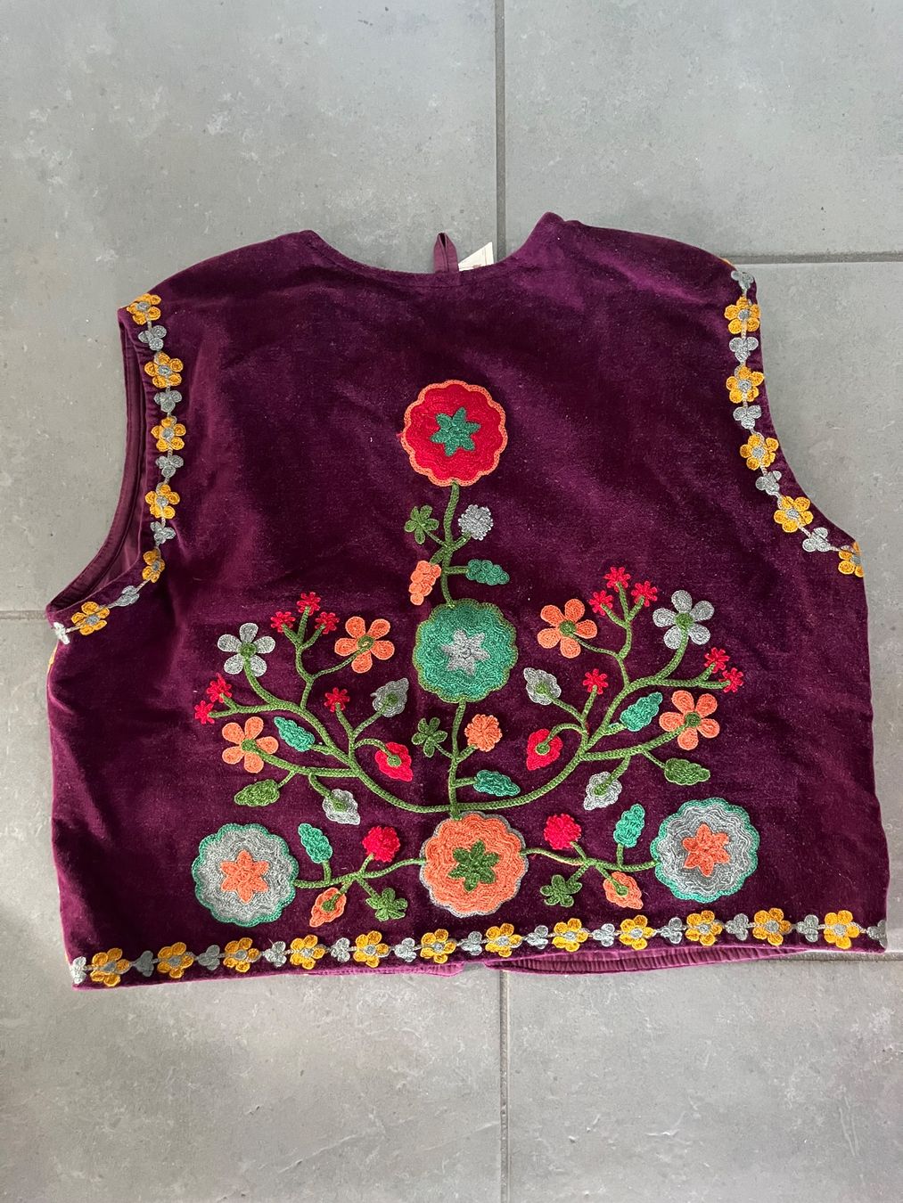 Gilets: Bestickte Samtweste, One Size – D'occasion à Rüschlikon par TulipeR8 2