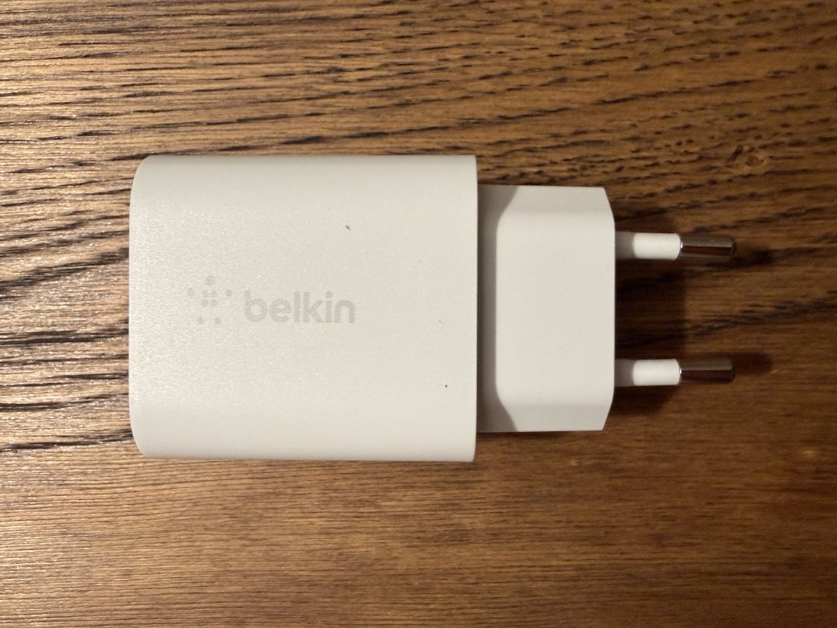 Belkin Chargements: Belkin BOOST CHARGE Wall Charger 25W USB-C – D'occasion à Luzern par Roeschuko 1