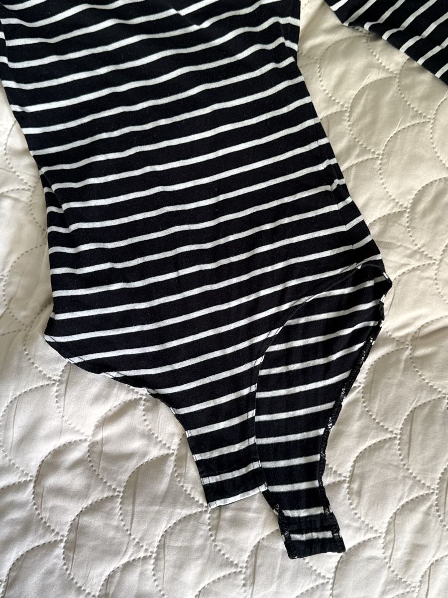 Altra biancheria intima: Striped Long Sleeve Bodysuit - Size S – Usato da Zürich venduto da olalinda 4