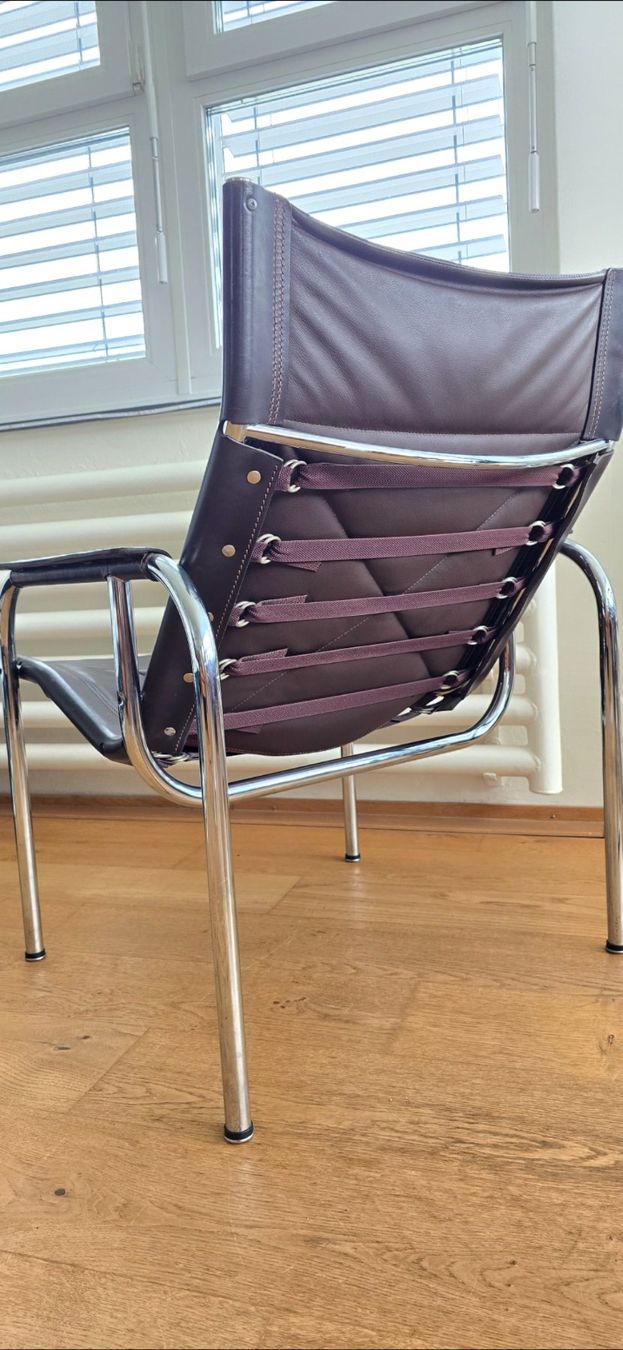 Eichenberger Poltrone: Fauteuil en cuir Hans eichenberger – Usato da Pieterlen venduto da mou_hx6c