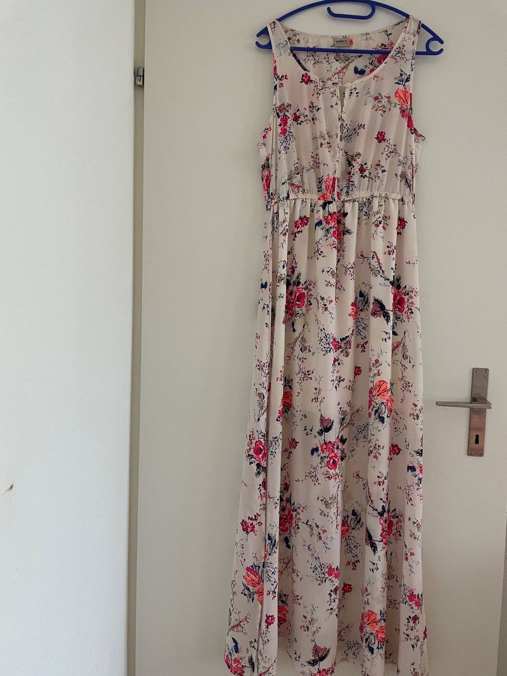 Robes: Kleid Gr 40 – D'occasion à Biel/Bienne par philong 3