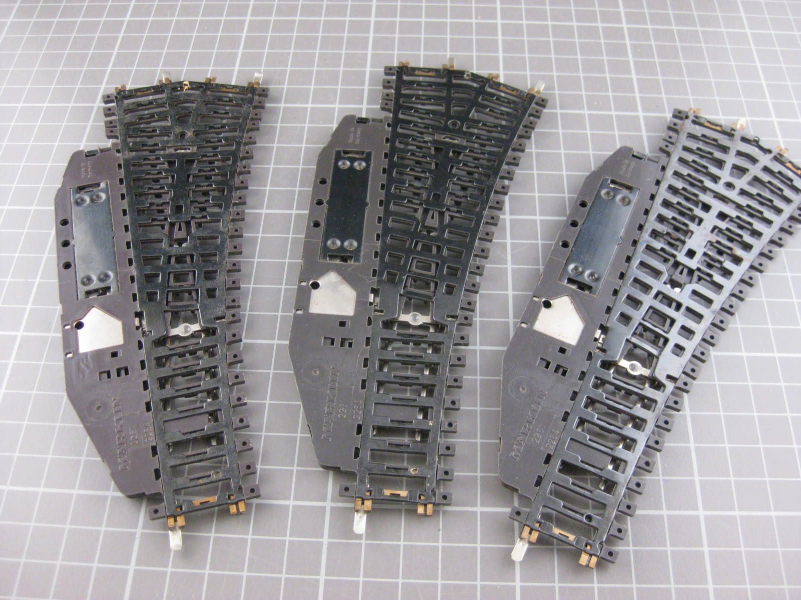 Märklin Modellini di ferrovie: Märklin K-Gleis 3x Handweiche links – Usato da Malters venduto da Marosko 3