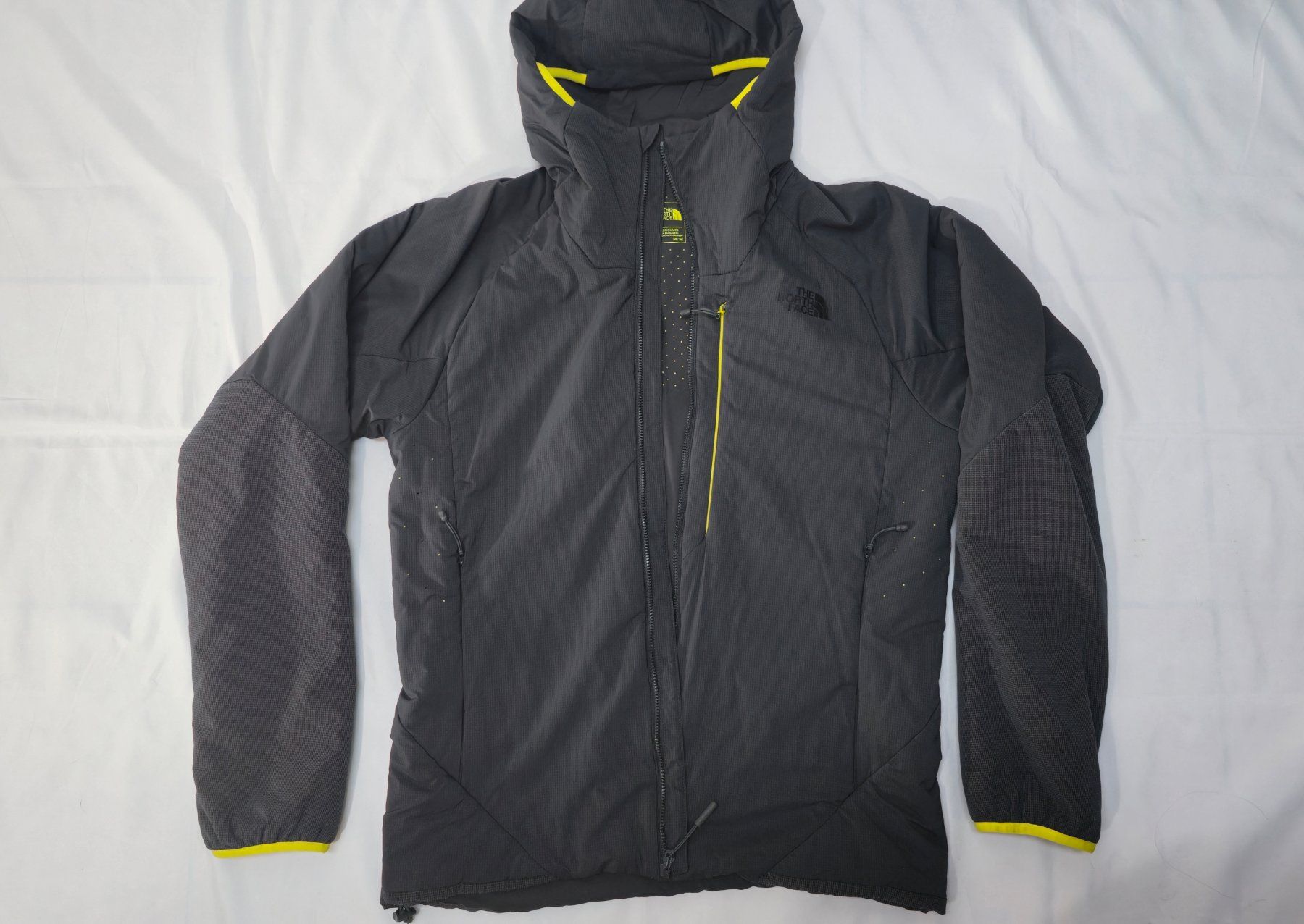 North Face Giacche: The North Face "Ventrix" Jacke Gr. M – Nuovo (secondo la descrizione) da Löhningen venduto da Sanmyk 2