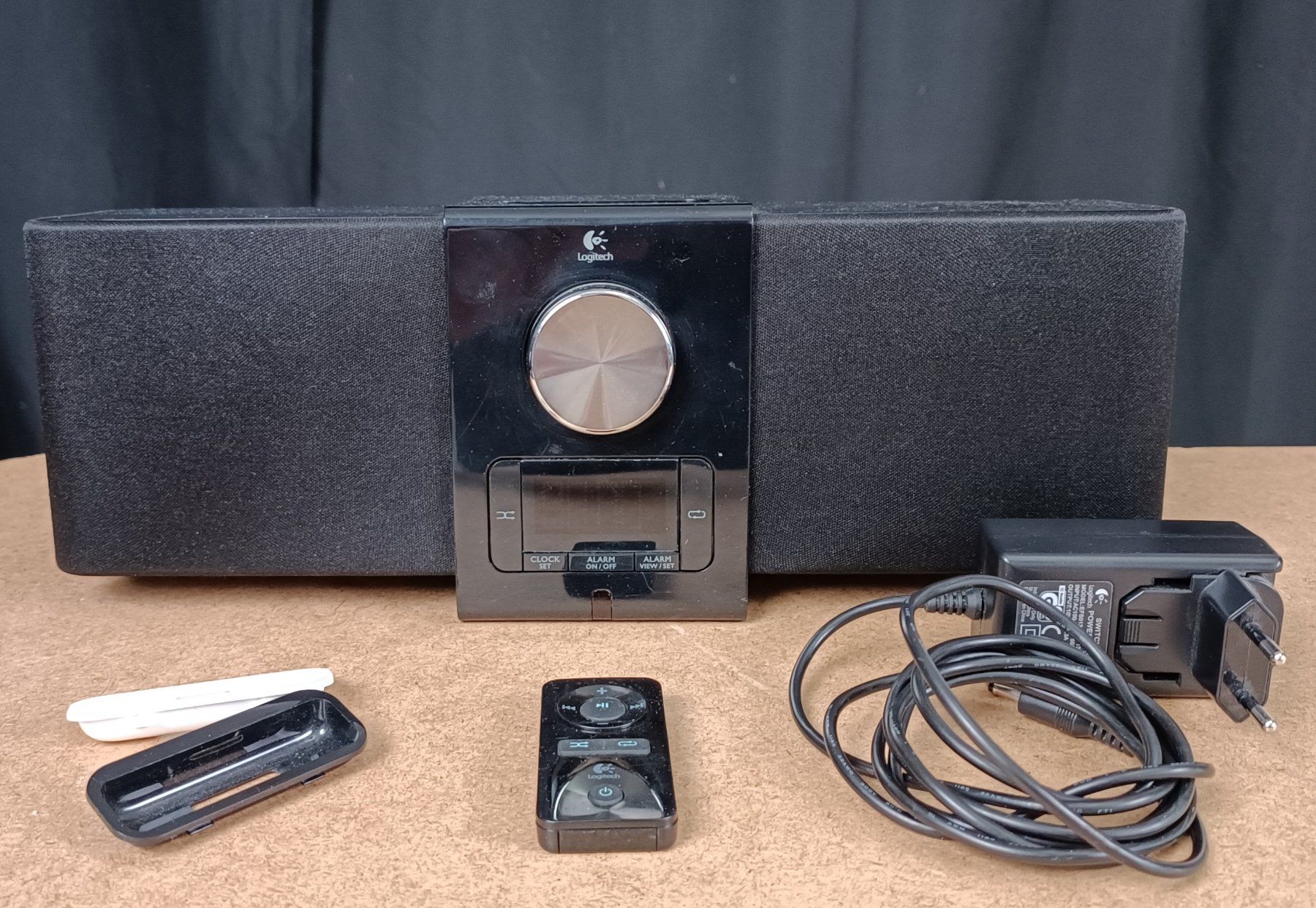 Casse acustiche: Logitech Pure-Fi Express Plus Lautsprecher - Dockingstation – Usato da Amriswil venduto da italy_killa97