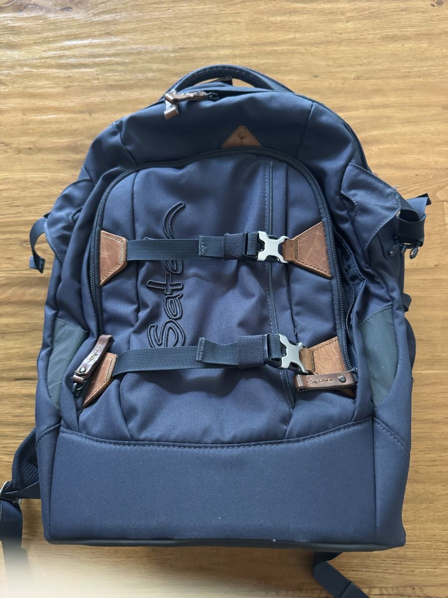 Satch Sacs à dos: Rucksack Satch blau ergonomisch guter Zustand – D'occasion à Riehen par ekc_ymy2