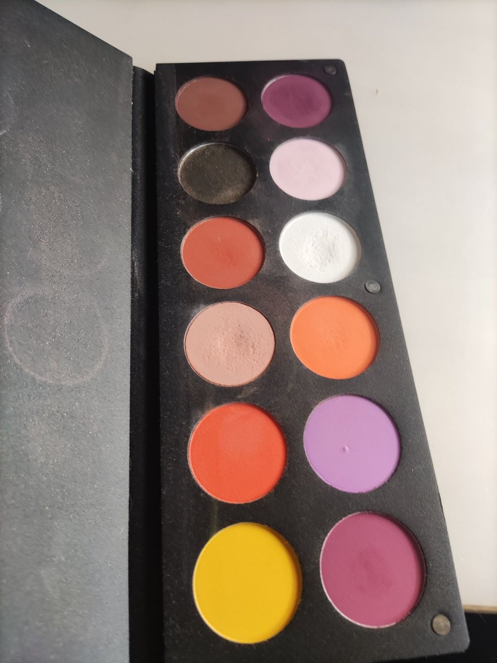 Make-up: Palette de maquillage Parisax – Gebraucht aus Grand-Lancy von Morriganne
