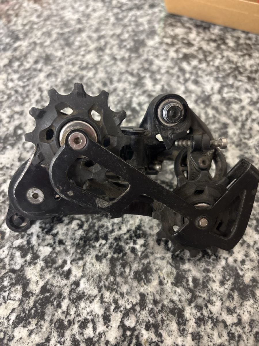 Sram Pezzi di ricambio: Sram 11 Schaltwerk – Usato da Scuol venduto da 420Biking 1