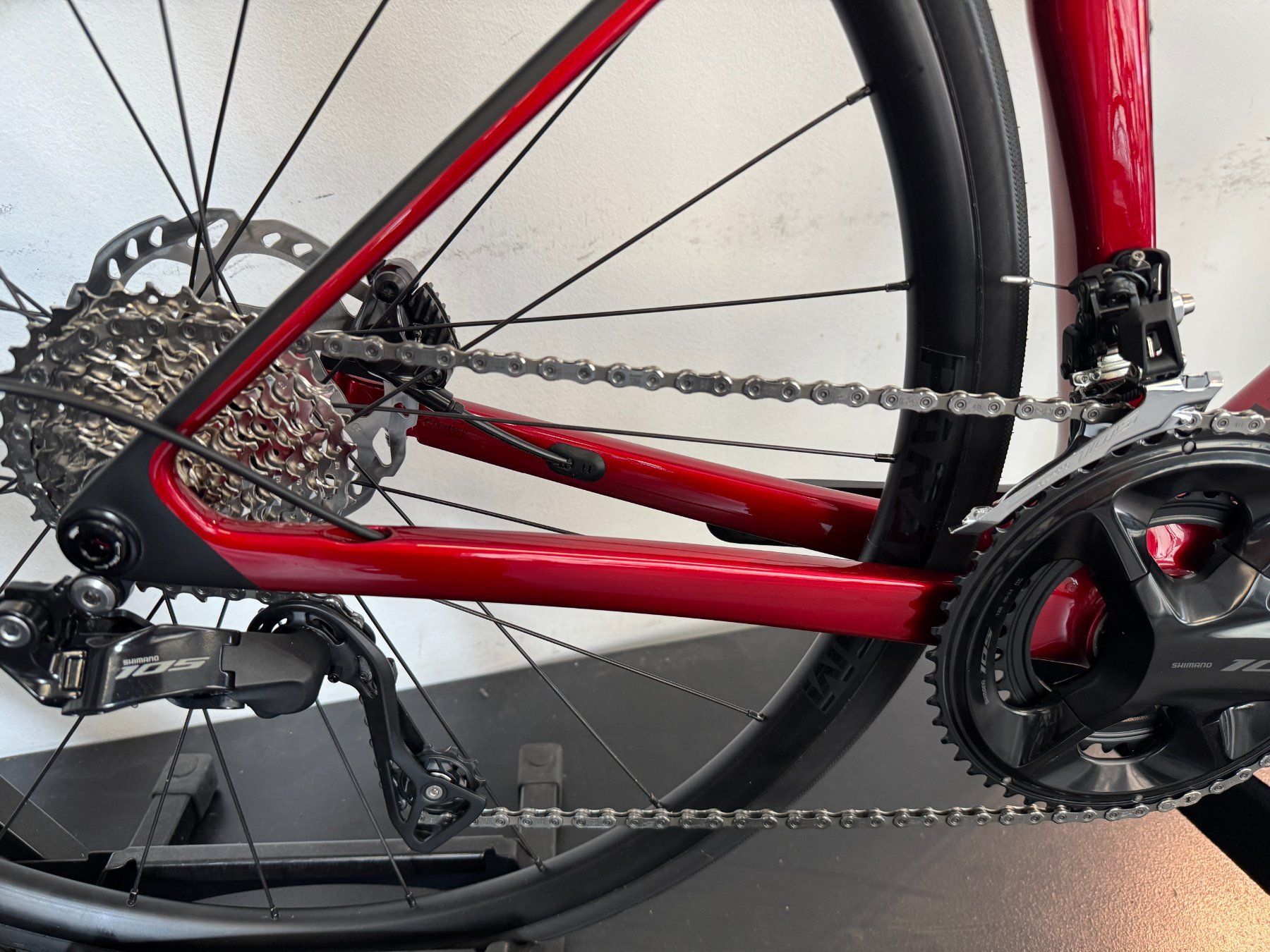 Trek Biciclette: Madone SL 5 Gen 8, Grösse Small – Nuovo e nell'imballaggio originale da Zürich venduto da Velofabrik01 1