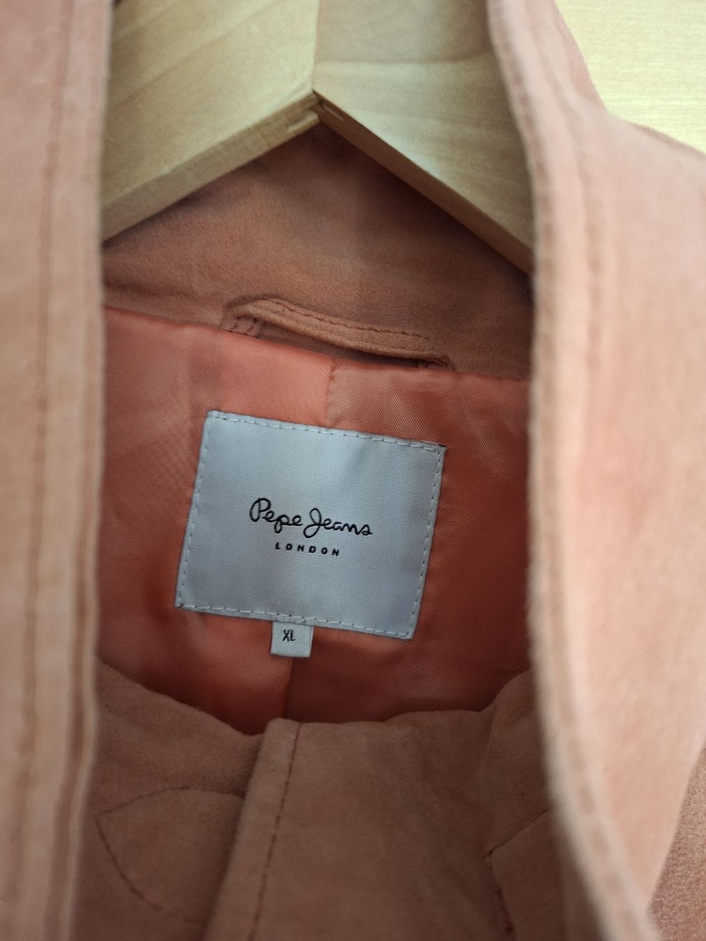 Pepe Jeans Giacche: Lederjacke Pepe Jeans 42/XL – Usato da Hausen AG venduto da Emirfinn 1