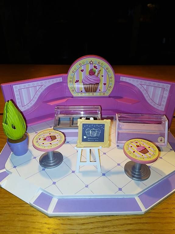 Playmobil Giocattoli: Playmobil 9080 cafe "Cupcake" – Usato da Wittenbach venduto da Stradivar1 2