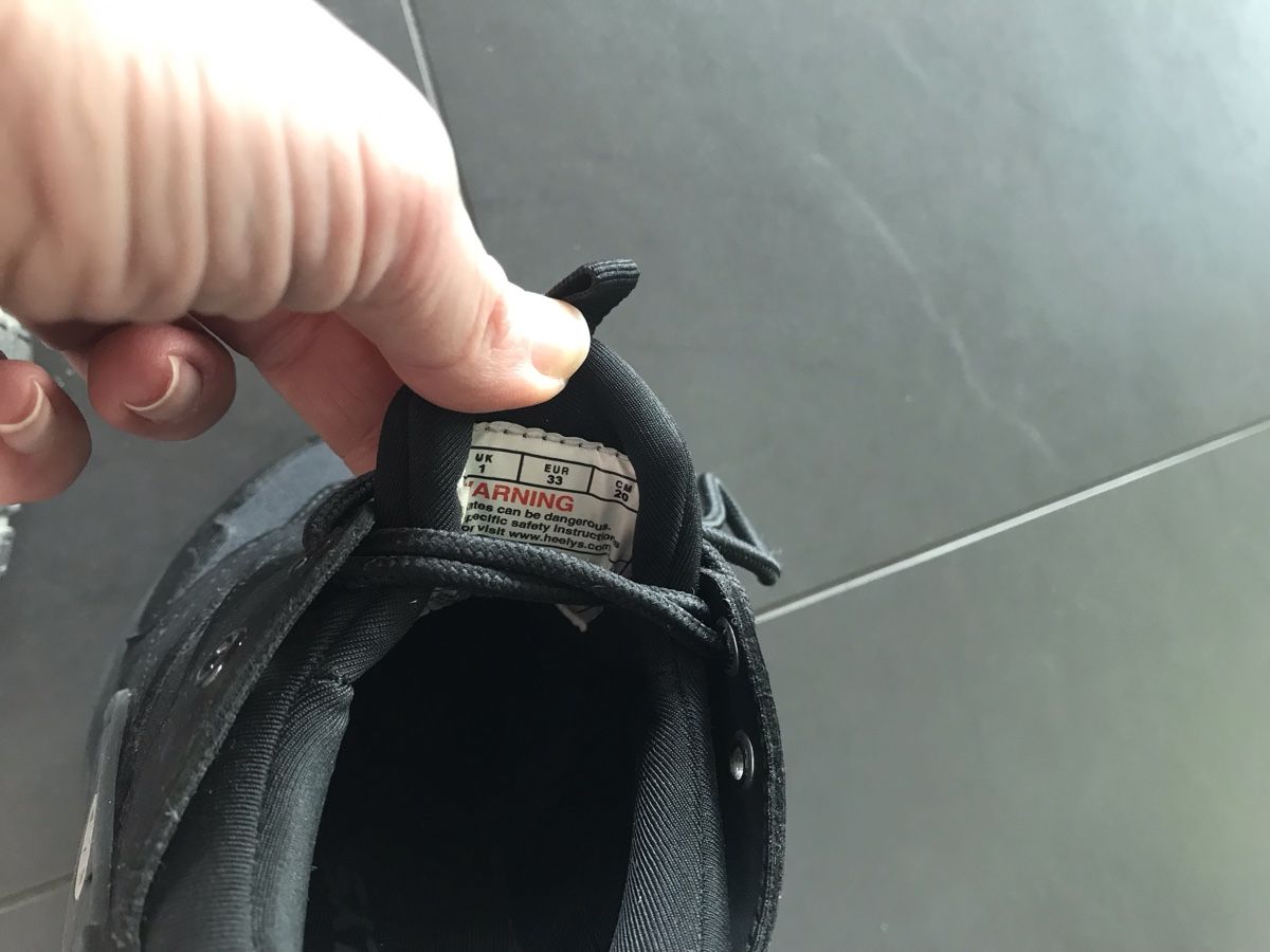 Heelys Scarpe da uomo: Heelys kinder gr33 – Usato da Allschwil venduto da lerie13 2