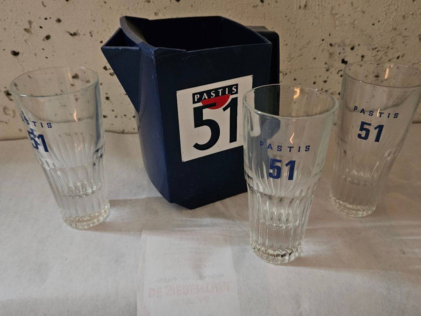 Gläser: Carafe Pastis 51 Bleue + 3 Verres Collection Été Apéro! – Gebraucht aus St-Barthélemy VD von meal83
