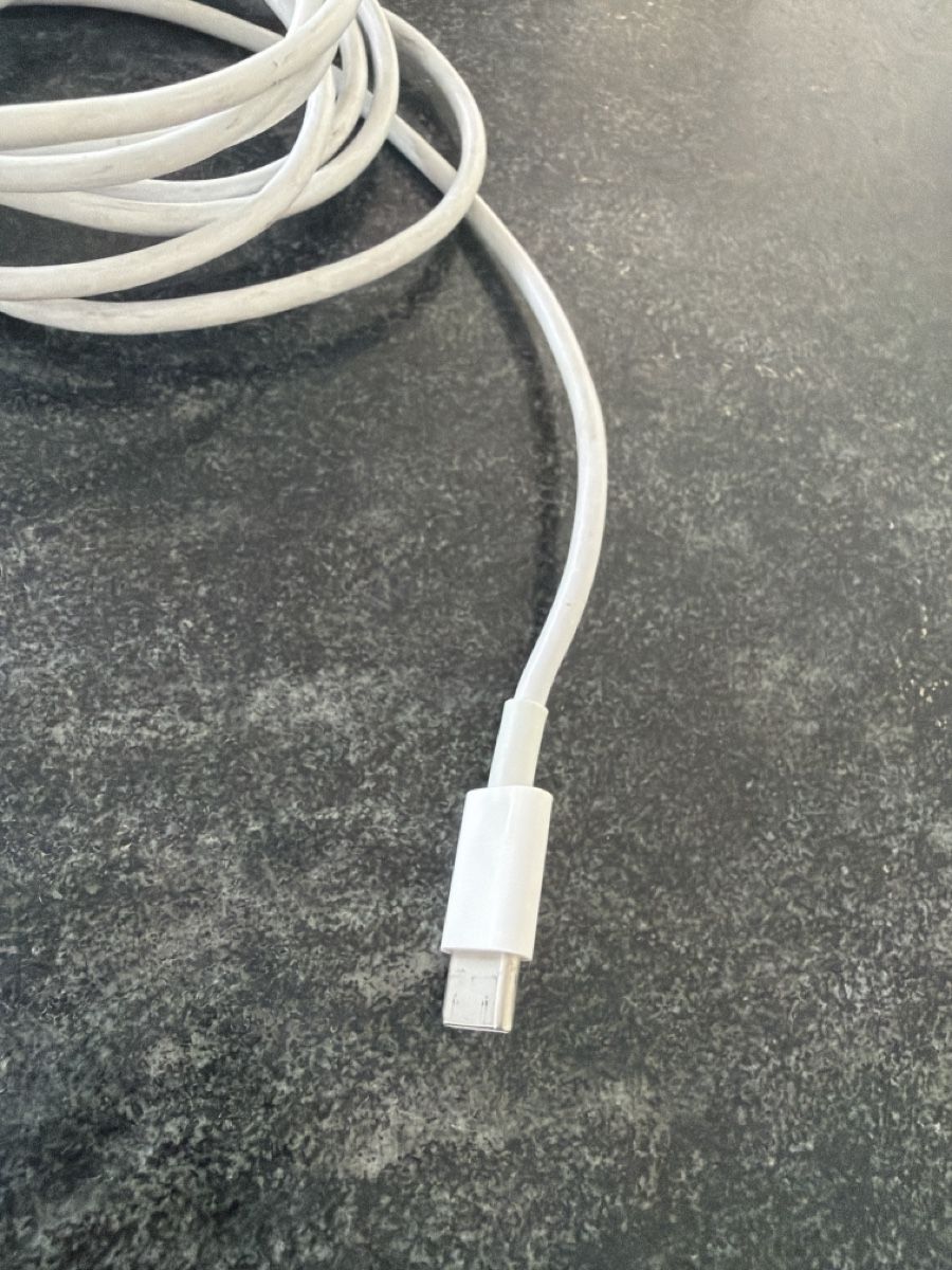 Apple Kabel: Ladekabel Lightning zu USB C – Gebraucht aus Münchenstein von mjaaxx 2