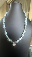 Halskette mit Larimar und Herzanhänger 