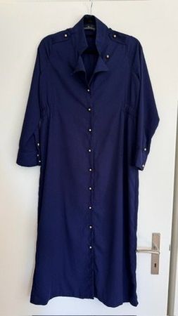 Langes Hemdblusenkleid Navy Gr. S – Goldknöpfe, neuwertig