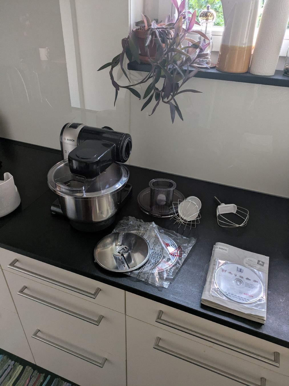 Bosch Küchengeräte: Bosch MUM4841 Küchenmaschine – Gebraucht aus Zürich von tea_kohlby 1