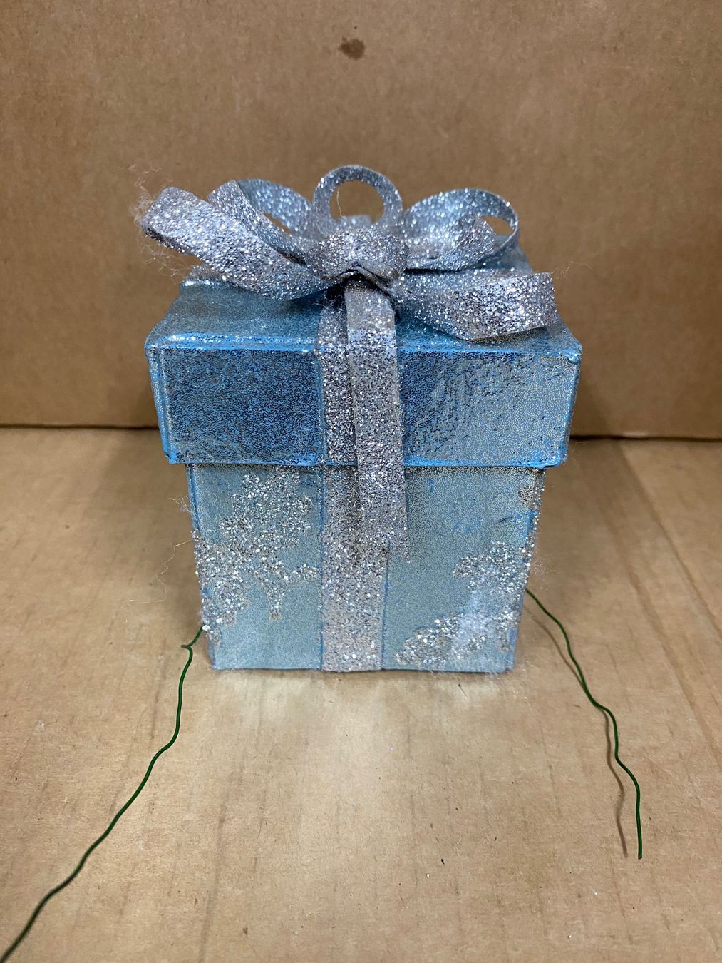Tutte le decorazioni: Geschenk Deko mit Draht zur Befestigung – Usato da Eschlikon TG venduto da ArtRec 2