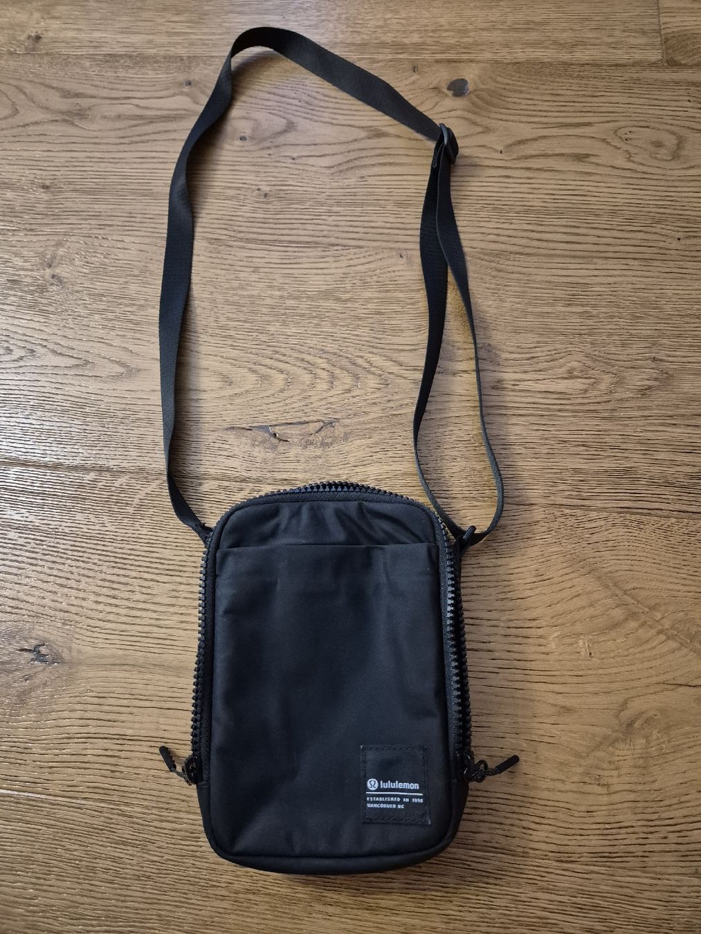 Lululemon Borse: Lululemon Umhängetasche – Nuovo (secondo la descrizione) da Staufen venduto da lenzi17