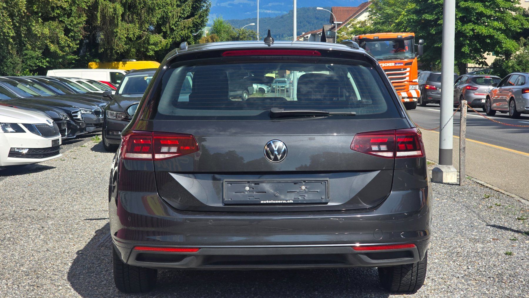 VW Autos: VW PASSAT 2.0 TDI – D'occasion à Emmenbrücke par meu_2j8p 3
